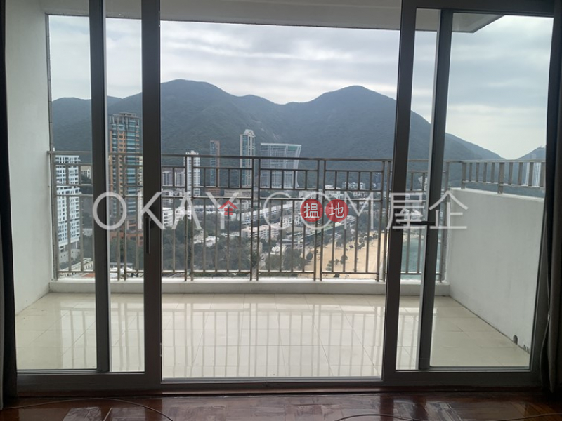 Efficient 3 bed on high floor with balcony & parking | Rental | Repulse Bay Garden 淺水灣麗景園 Rental Listings