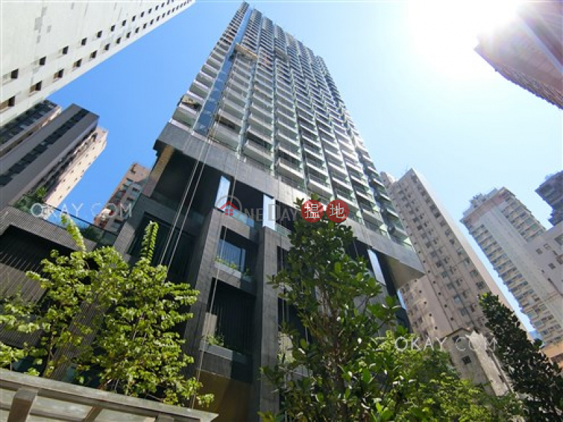 HK$ 25,000/ month | Artisan House, Western District, Lovely studio on high floor with sea views & balcony | Rental