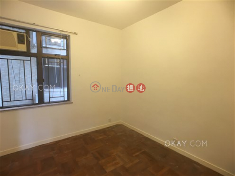 Efficient 3 bedroom with parking | For Sale | Villa Rocha 樂翠台 Sales Listings