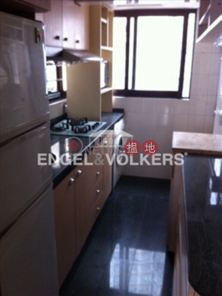 3 Bedroom Family Flat for Rent in Mid Levels West | Woodlands Terrace 嘉倫軒 Rental Listings