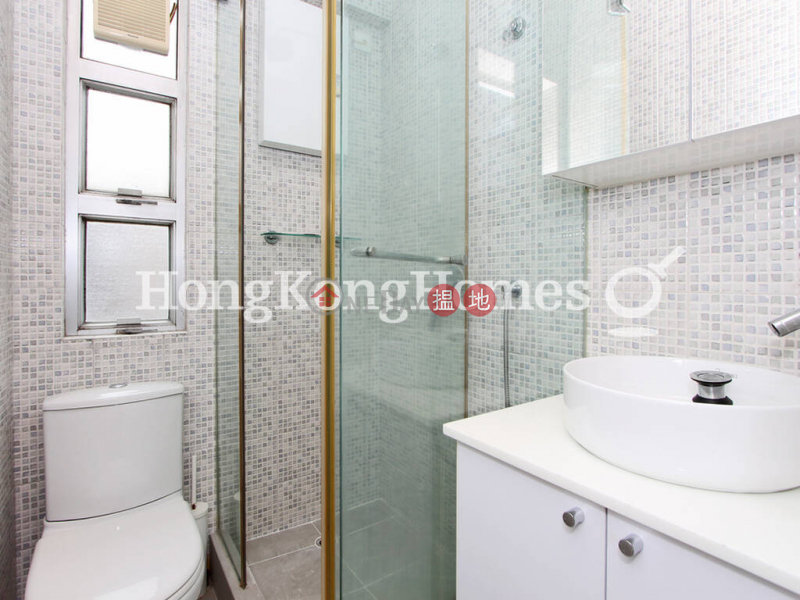 Property Search Hong Kong | OneDay | Residential, Sales Listings | 2 Bedroom Unit at Golden Phoenix Court | For Sale