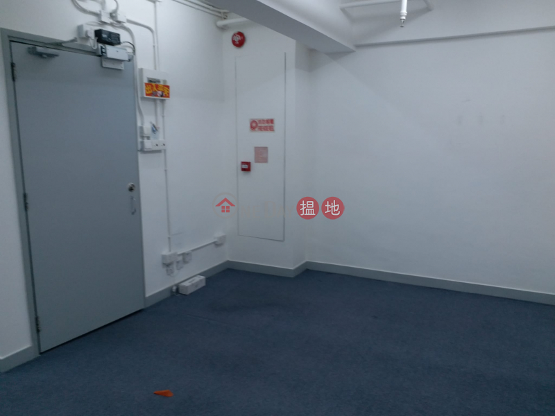 HK$ 14,500/ month Yeung Iu Chi Commercial Building Wan Chai District, TEL: 98755238