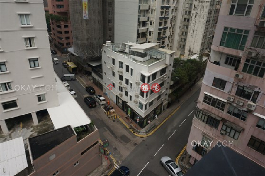 Resiglow | Low | Residential Rental Listings HK$ 39,000/ month