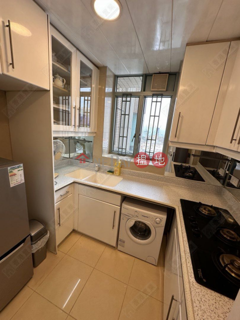 Three-bedroom unit at The HarbourSide, Tower 1 The Victoria Towers 港景峯1座 | Yau Tsim Mong (A0083002)_0