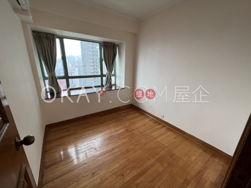 Property Search Hong Kong | OneDay | Residential, Sales Listings Nicely kept 3 bedroom on high floor | For Sale