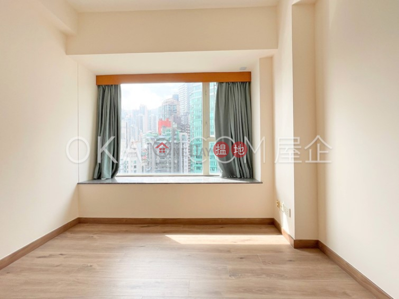 HK$ 60,000/ month, Centrestage Central District Tasteful 3 bedroom on high floor with balcony | Rental