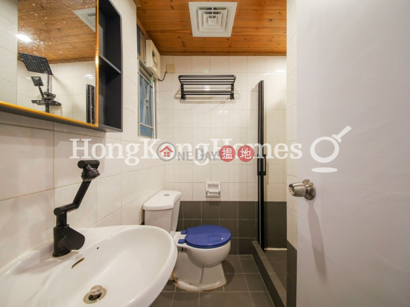 HK$ 25,000/ month, Sun Luen Building | Western District, 3 Bedroom Family Unit for Rent at Sun Luen Building