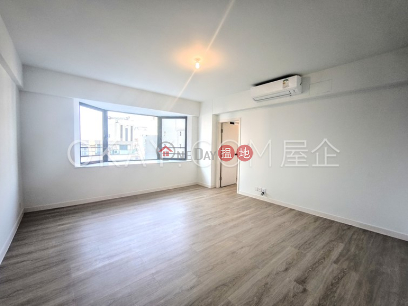 Efficient 4 bedroom with balcony | Rental | Estoril Court Block 1 愛都大廈1座 Rental Listings