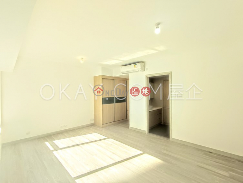 Charming 3 bedroom in Mid-levels West | Rental | 62B Robinson Road 愛富華庭 Rental Listings