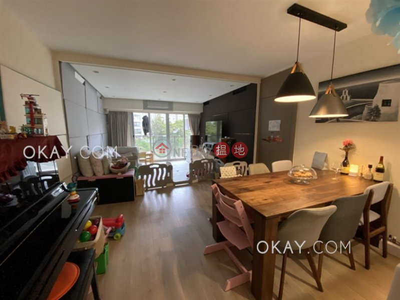 Stylish 3 bedroom on high floor with balcony | For Sale | Beacon Heights 畢架山花園 Sales Listings