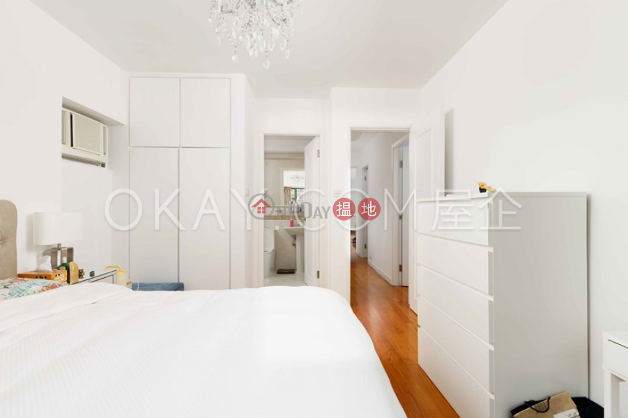Elegant 3 bedroom in Mid-levels West | For Sale, 70 Robinson Road | Western District | Hong Kong | Sales | HK$ 18.5M
