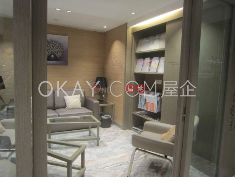 Property Search Hong Kong | OneDay | Residential Rental Listings Nicely kept 3 bedroom in Mid-levels West | Rental