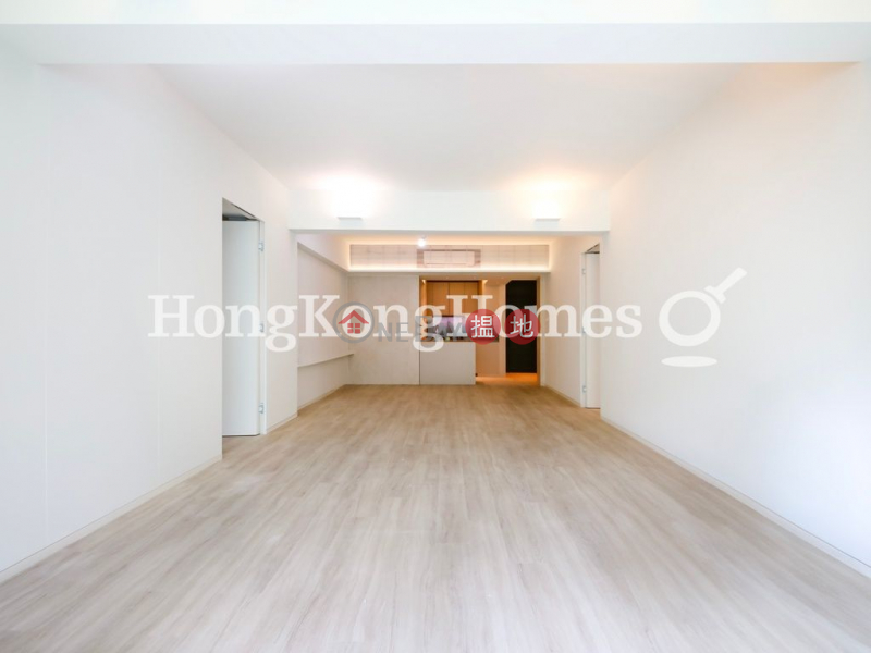 Property Search Hong Kong | OneDay | Residential | Rental Listings 3 Bedroom Family Unit for Rent at Wah Chi Mansion