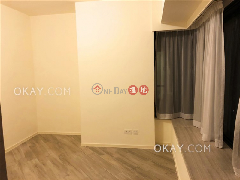 Charming 1 bedroom with balcony | For Sale | Fleur Pavilia Tower 3 柏蔚山 3座 Sales Listings