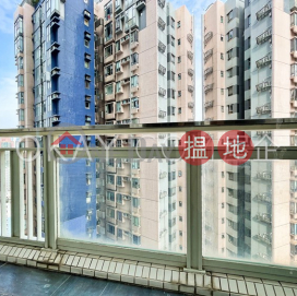 Popular 2 bedroom on high floor with balcony | For Sale | Centrestage 聚賢居 _0