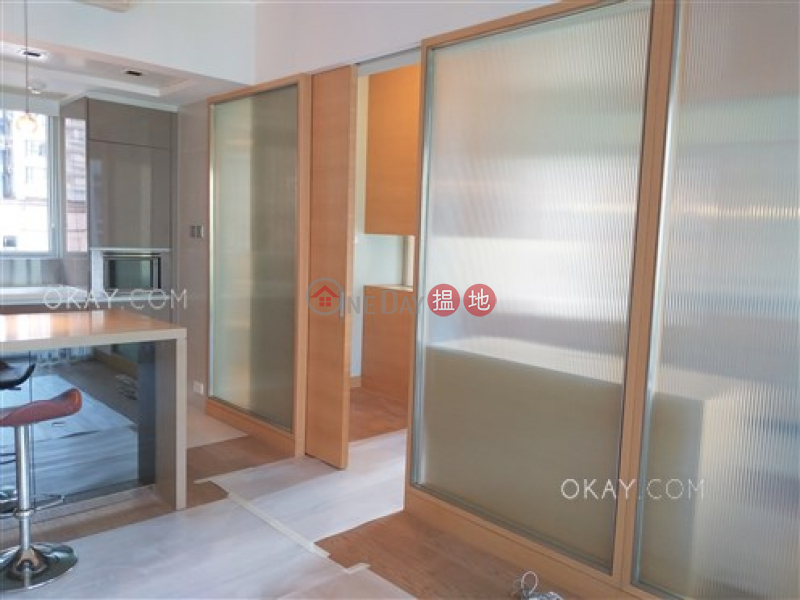 Stylish 1 bedroom on high floor with balcony | Rental | Soho 38 Soho 38 Rental Listings
