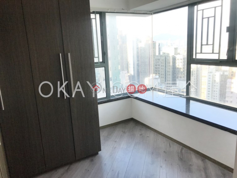 HK$ 23M, 80 Robinson Road Western District, Stylish 2 bedroom with harbour views | For Sale