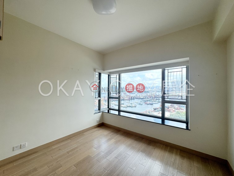 Gorgeous 3 bedroom in Kowloon Station | Rental | Sorrento 擎天半島 Rental Listings