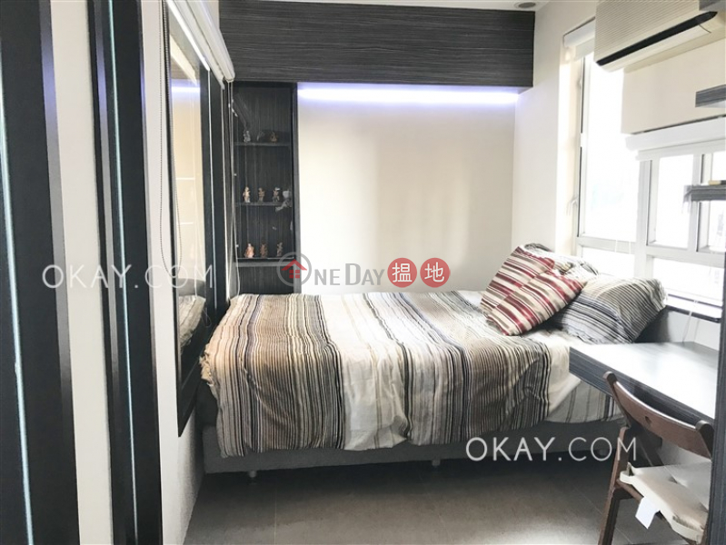 Tasteful 2 bedroom with harbour views | For Sale 7-9 Bonham Road | Western District Hong Kong Sales, HK$ 9.7M