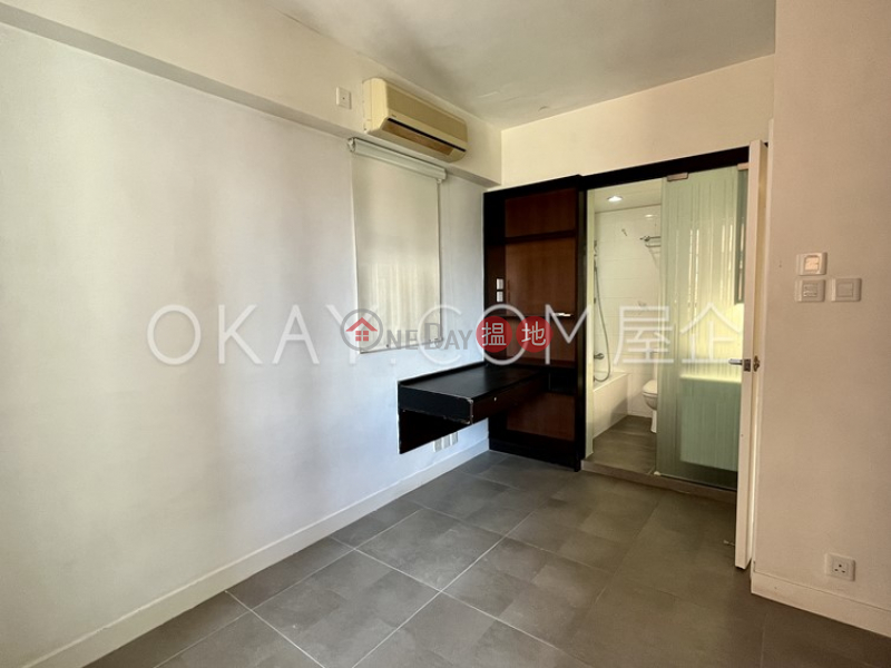 HK$ 35,000/ month | Block C Dragon Court, Eastern District Gorgeous 3 bedroom with balcony | Rental