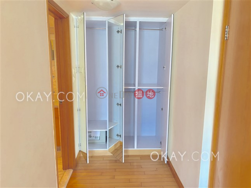 HK$ 45,000/ month | The Waterfront Phase 1 Tower 3, Yau Tsim Mong | Lovely 3 bedroom in Kowloon Station | Rental