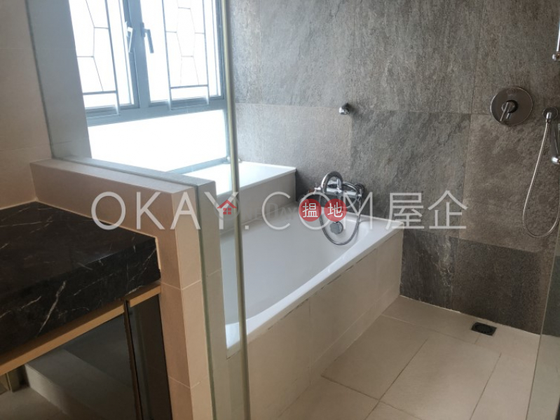 Unique 2 bedroom on high floor | Rental, Beacon Heights 畢架山花園 Rental Listings | Kowloon City (OKAY-R384443)