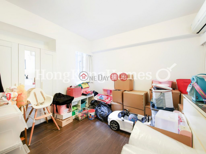 3 Bedroom Family Unit at Alpine Court | For Sale 12 Kotewall Road | Western District, Hong Kong, Sales | HK$ 29M