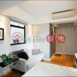 Beautiful Apartment with Rooftop, 永勝大廈 Vincent House | 灣仔區 (B502891)_0