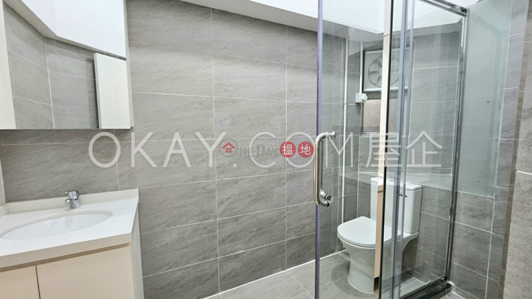 3房2廁羲皇臺5座出租單位|西區羲皇臺5座(Hee Wong Terrace Block 5)出租樓盤 (OKAY-R803909)