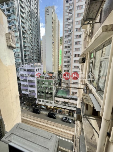 Popular 2 bedroom in Wan Chai | For Sale, Newman House 利文樓 | Wan Chai District (OKAY-S182267)_0