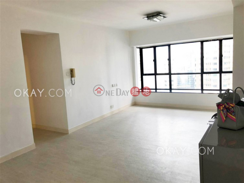 Property Search Hong Kong | OneDay | Residential | Rental Listings | Luxurious 3 bedroom in Mid-levels West | Rental