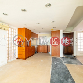 Charming house with parking | Rental