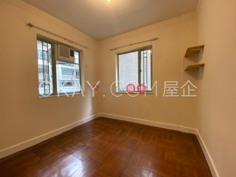 Luxurious 3 bedroom in Midlevels West Rental Carol Mansion 嘉華大廈