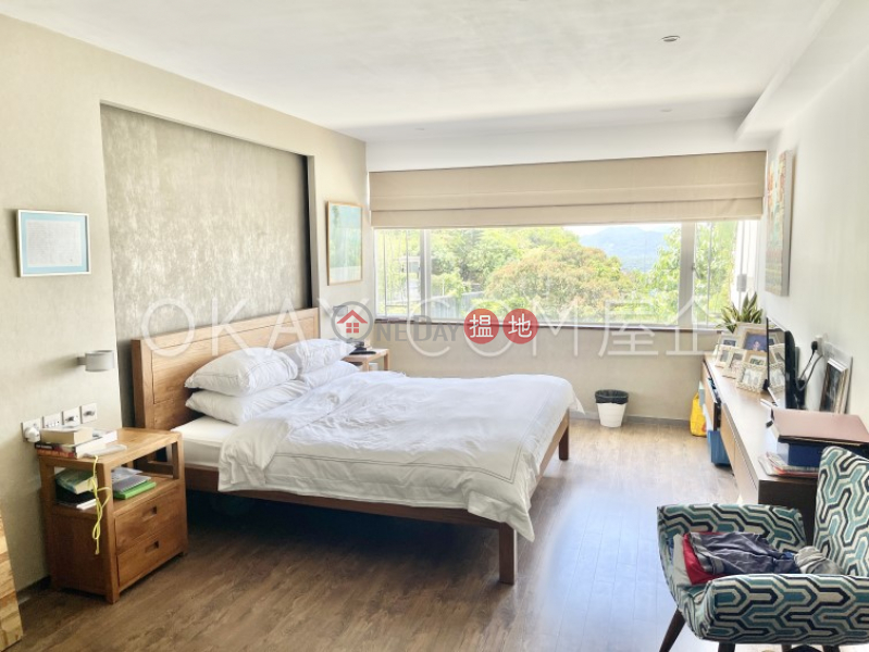 Lovely house with balcony & parking | For Sale | House 1 Capital Villa 歡景花園1座 Sales Listings