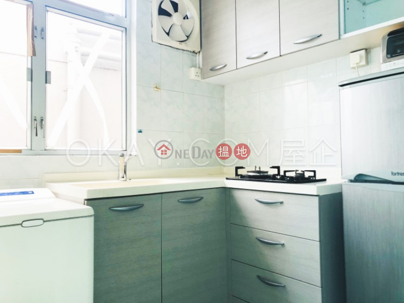 HK$ 8.37M Chee On Building Wan Chai District, Popular 2 bedroom on high floor | For Sale