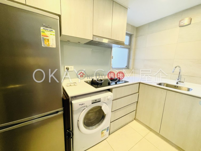 HK$ 25,000/ month Tower 6 Grand Promenade Eastern District Generous 2 bed on high floor with sea views & balcony | Rental