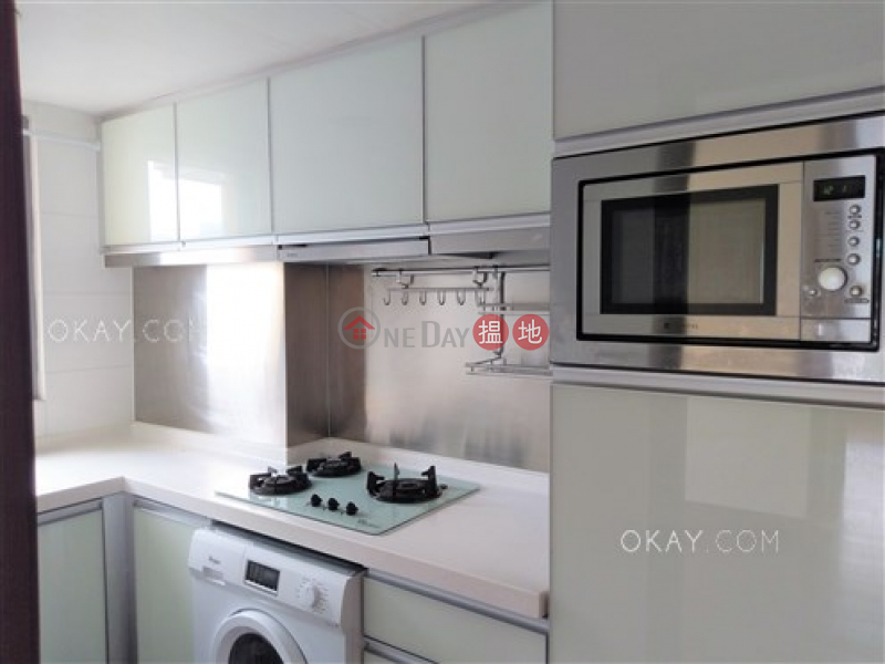 HK$ 10M, The Morrison | Wan Chai District, Practical 2 bedroom on high floor with balcony | For Sale