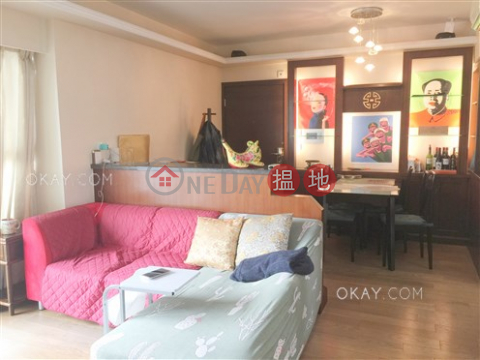 Popular 3 bed on high floor with harbour views | For Sale | Centrestage 聚賢居 _0