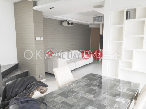 Gorgeous 2 bedroom on high floor with harbour views | For Sale | Lun Fung Court 龍豐閣 _0