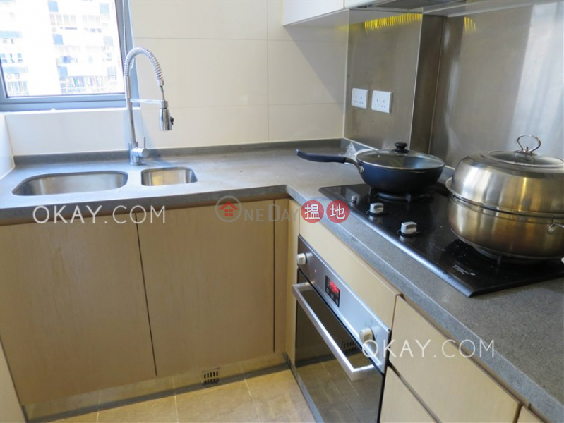 Generous 1 bedroom with balcony | Rental, Po Wah Court 寶華閣 Rental Listings | Wan Chai District (OKAY-R323539)
