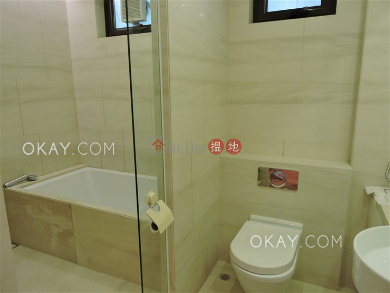 HK$ 58,000/ month Ridge Court Southern District Popular 3 bedroom with balcony & parking | Rental