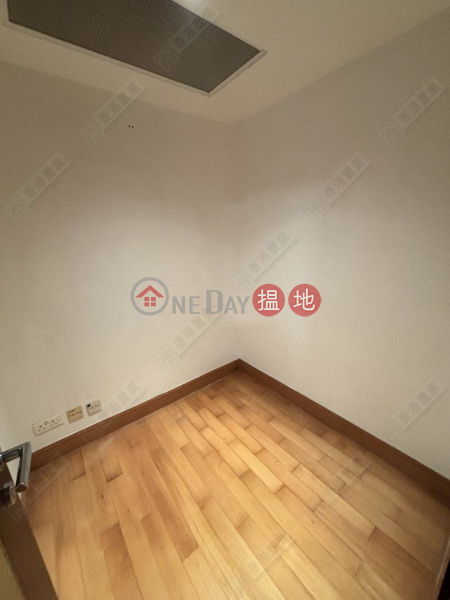 Two bedrooms, one suite, and one study in The Harbourside | 1 Austin Road West | Yau Tsim Mong | Hong Kong, Sales HK$ 20.5M