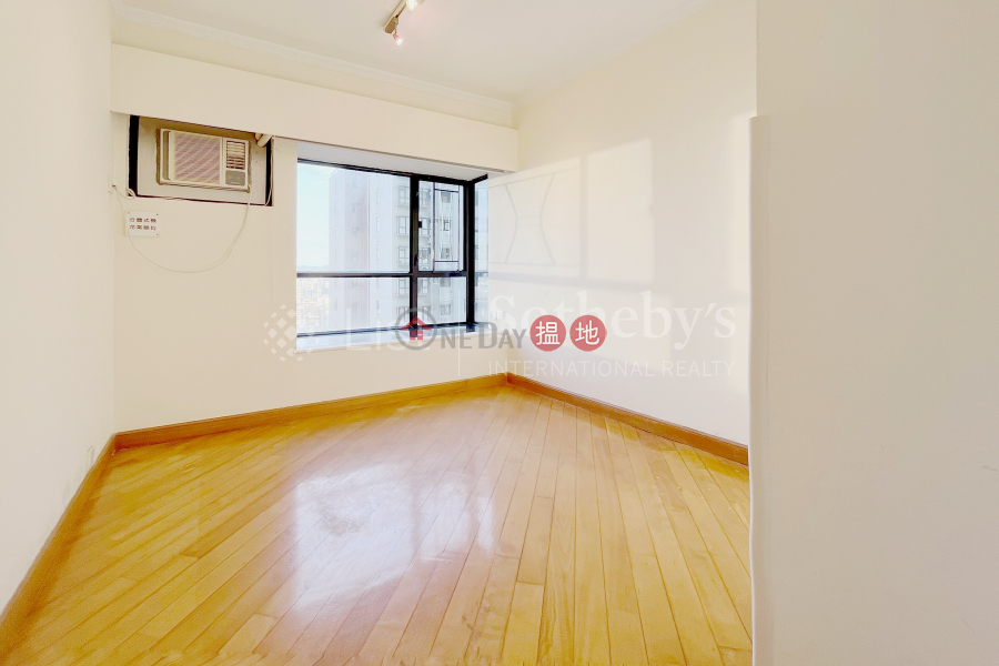 Property for Rent at The Grand Panorama with 3 Bedrooms 10 Robinson Road | Western District | Hong Kong, Rental | HK$ 38,000/ month