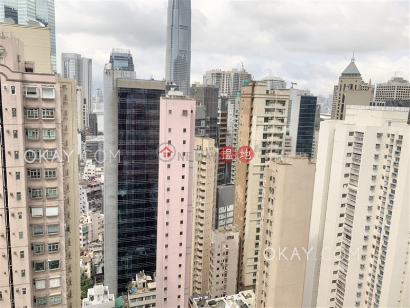 Unique 2 bedroom on high floor | Rental, Cameo Court 慧源閣 Rental Listings | Central District (OKAY-R38239)