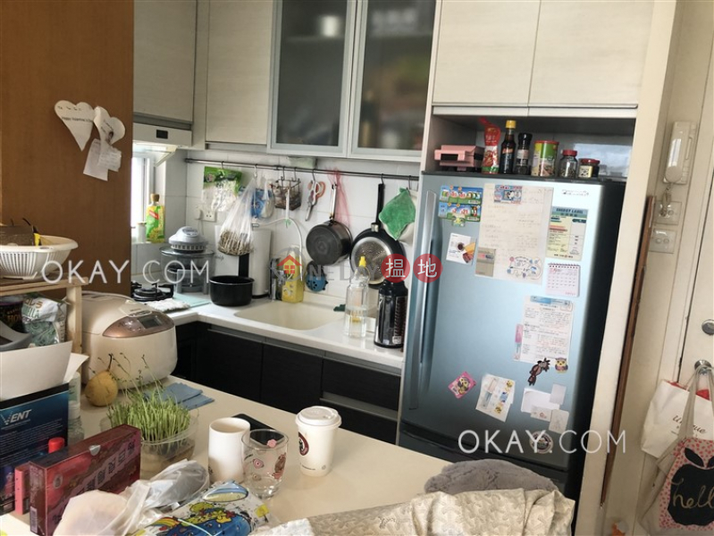 Property Search Hong Kong | OneDay | Residential | Sales Listings | Tasteful 2 bedroom on high floor | For Sale