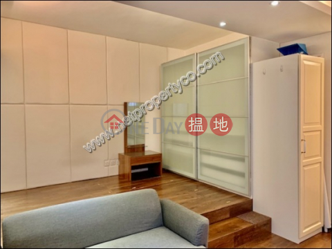 Furnished studio flat for sale with lease in Wan Chai | Tai Tak Building 大德樓 _0
