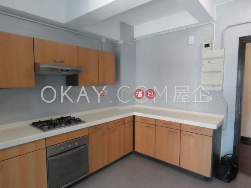 HK$ 48,000/ month | The Regalis, Western District, Popular 3 bedroom on high floor with balcony & parking | Rental