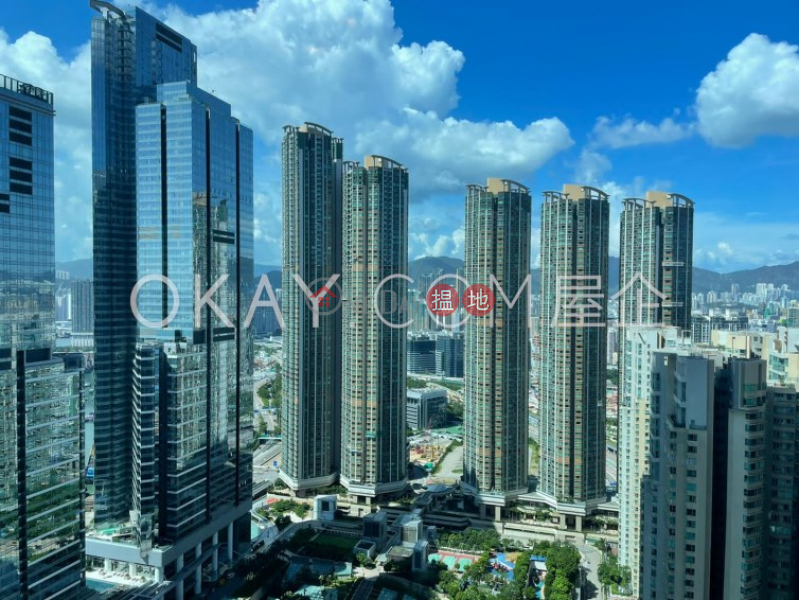 Charming 2 bedroom in Kowloon Station | Rental | The Harbourside Tower 2 君臨天下2座 Rental Listings