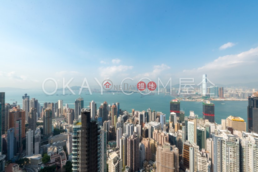 Lovely 3 bedroom on high floor with balcony | For Sale | Azura 蔚然 Sales Listings