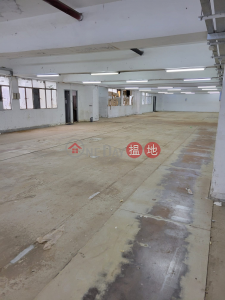 Tsing Yi Industrial Centre: With high usable rate and sea view, it is available now and feel free to visit anytime | Tien Chu Industrial Centre - Block C 天廚(青衣)工業中心C座 Rental Listings